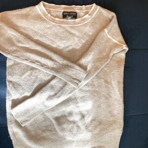 Women’s banana republic sweater